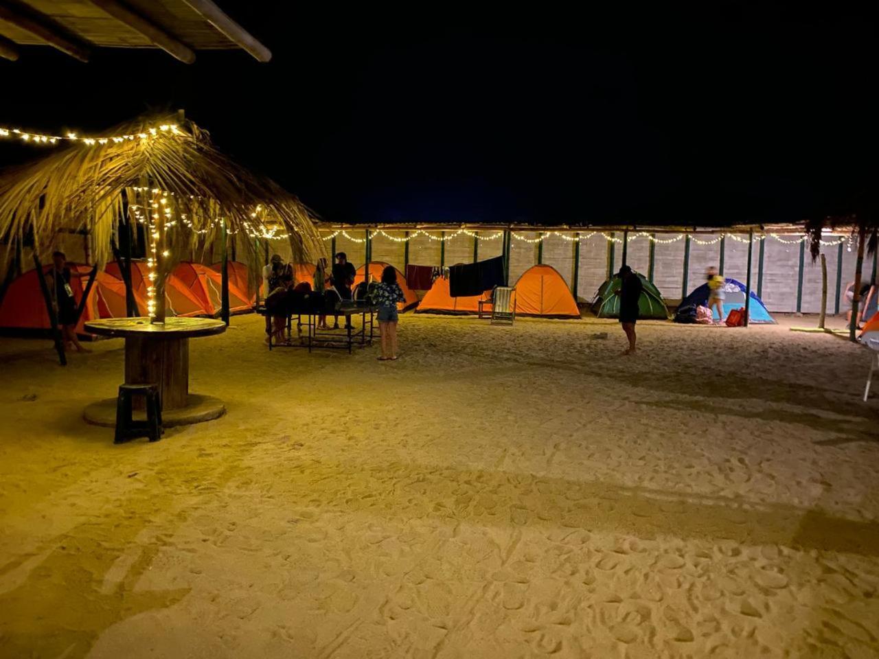 Готель Pepon Surf Camp Манкора Екстер'єр фото