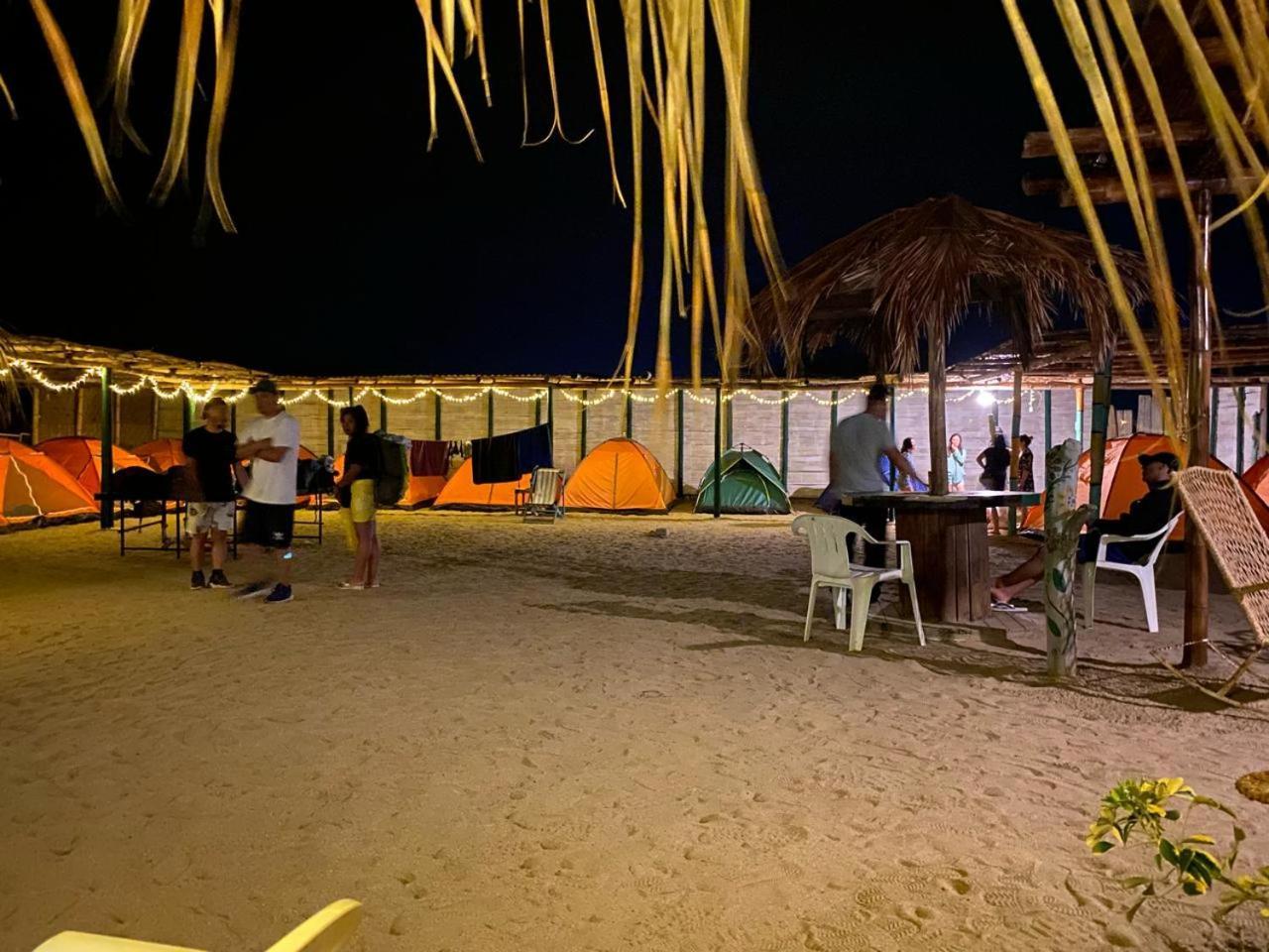Готель Pepon Surf Camp Манкора Екстер'єр фото